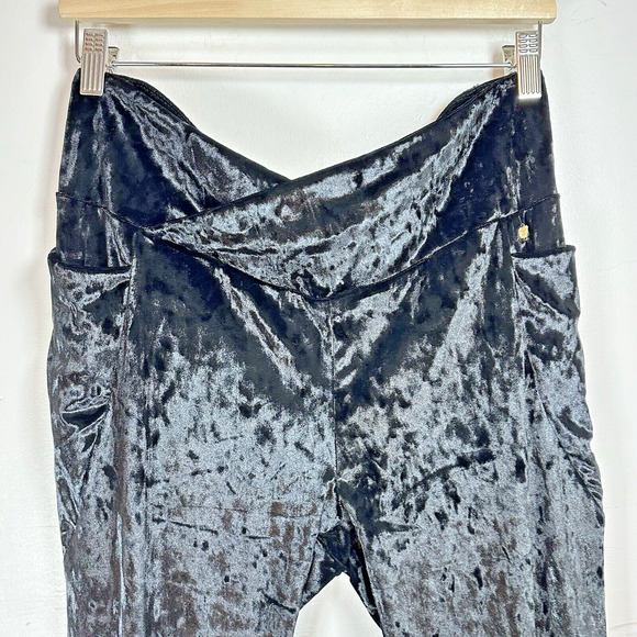 FABLETICS High Waisted Crushed Black Velour Crossover Leggings Size XXL NWOT - Picture 4 of 16